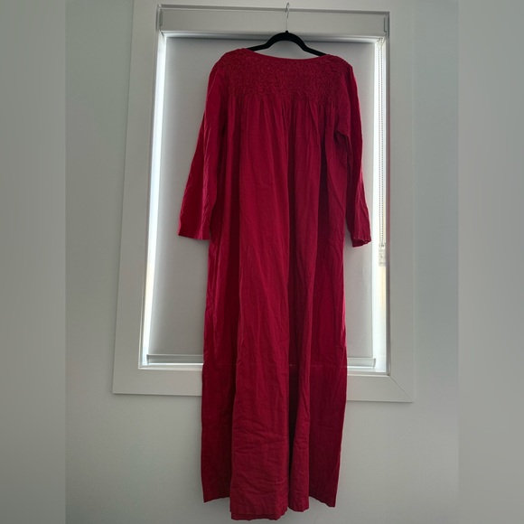 April Cornell Red Textured Nightgown - Picture 6 of 9